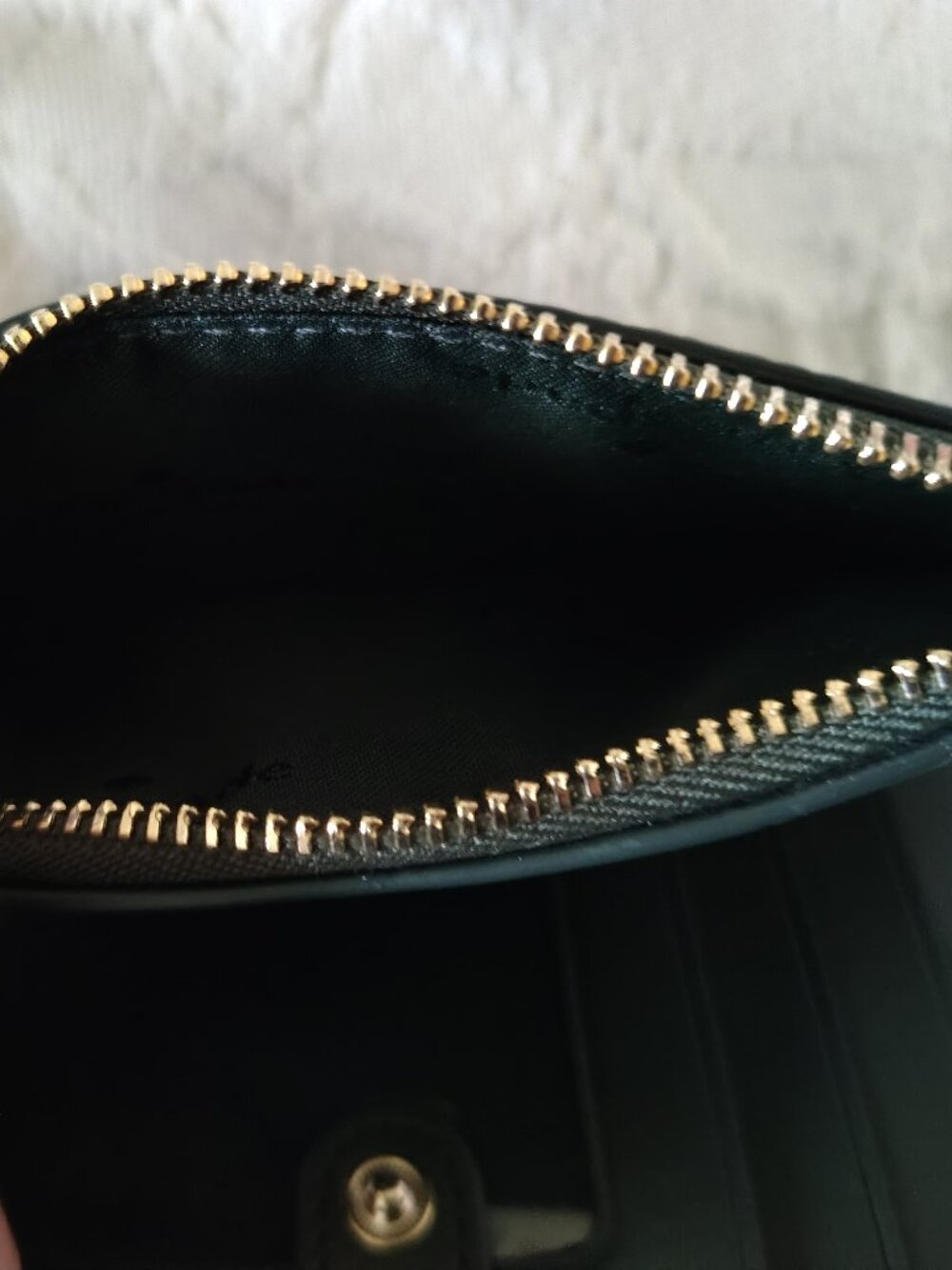 Kate Spade Card Wallet - Picture 4 of 4